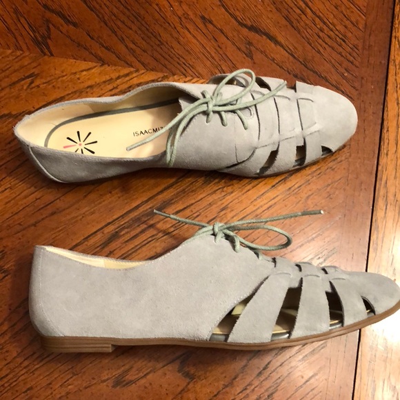 Isaac Mizrahi Suede Flats - Picture 2 of 4